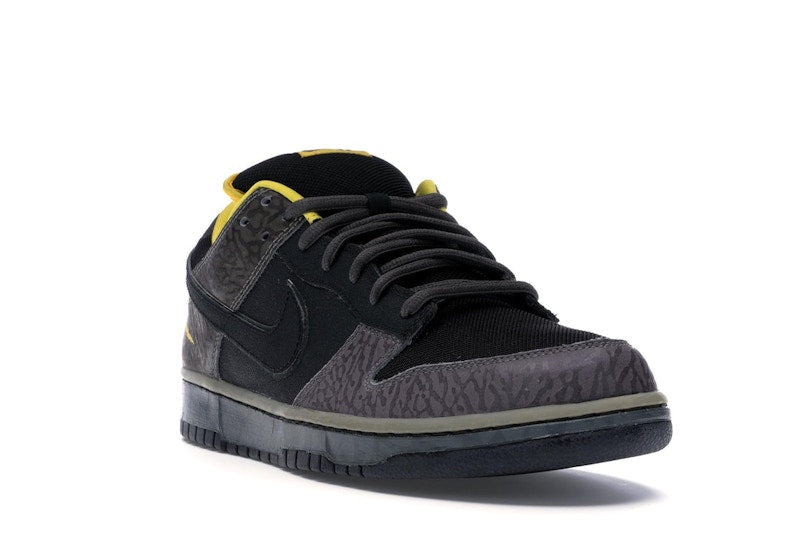 Nike SB Dunk Low Yellow Curb