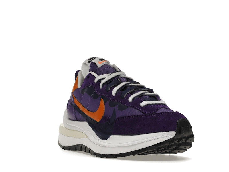 Nike Vaporwaffle sacai Dark Iris