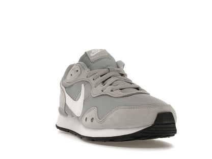 Nike Venture Runner Wide Light Smoke Grey