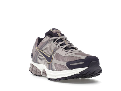 Nike Zoom Vomero 5 Platinum Violet