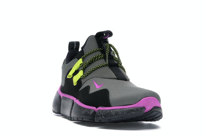 Nike Pocketknife River Rock