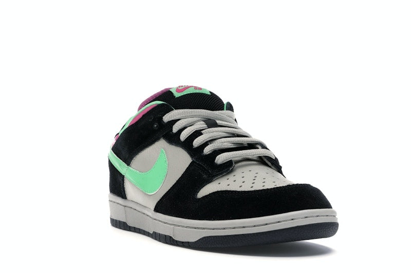 Nike SB Dunk Low Magnet Light Poison Green