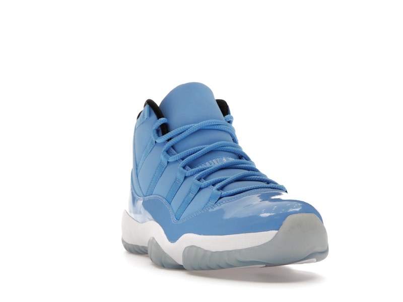 Jordan 11 Retro Pantone