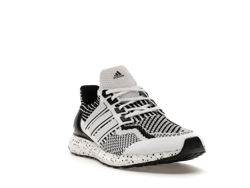 adidas Ultra Boost 5.0 DNA Cloud White Black