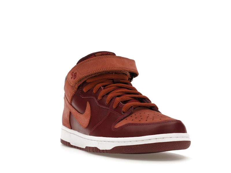 Nike SB Dunk Mid Team Red Pony