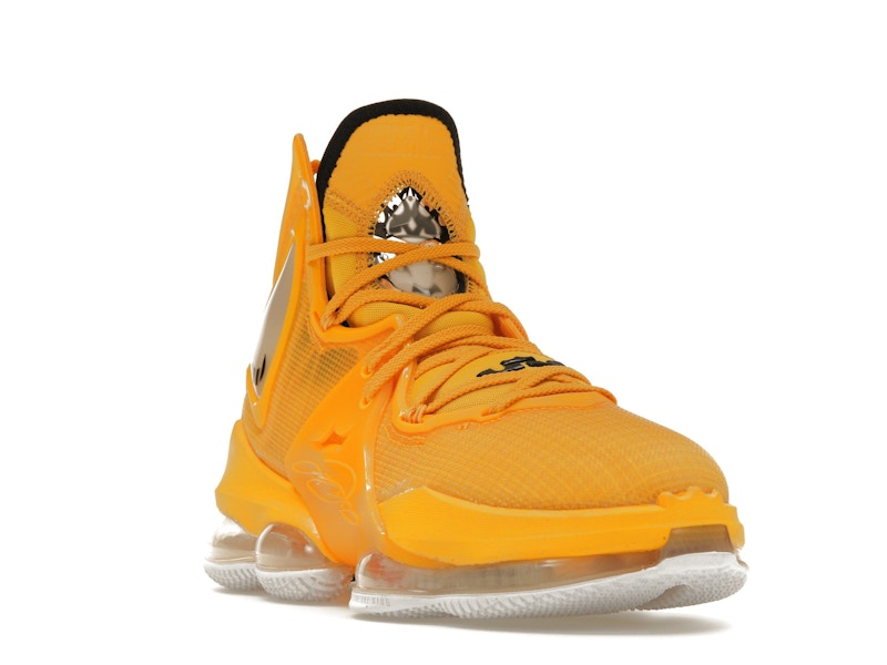 Nike LeBron 19 Hard Hat
