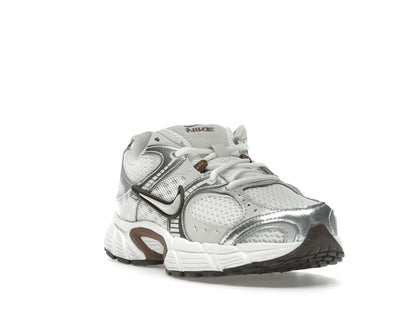 Nike V5 RNR Sail Fauna Brown Phantom Light Orewood Brown (Women's)