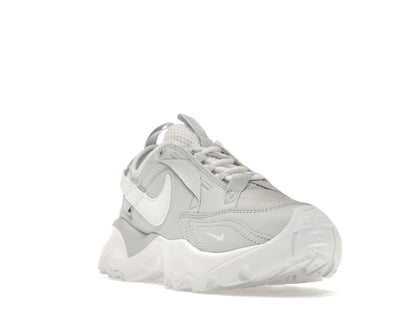 Nike TC 7900 Premium 2 Photon Dust Photon Dust Grey Fog White (Women's)