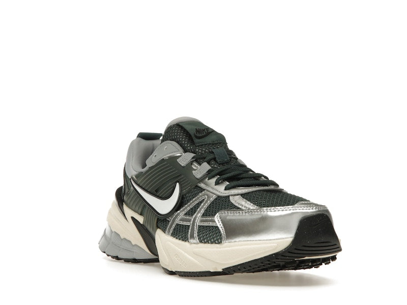 Nike V2K Run Vintage Green