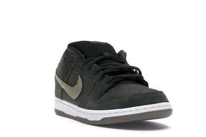 Nike SB Dunk Low Sequoia White Gum