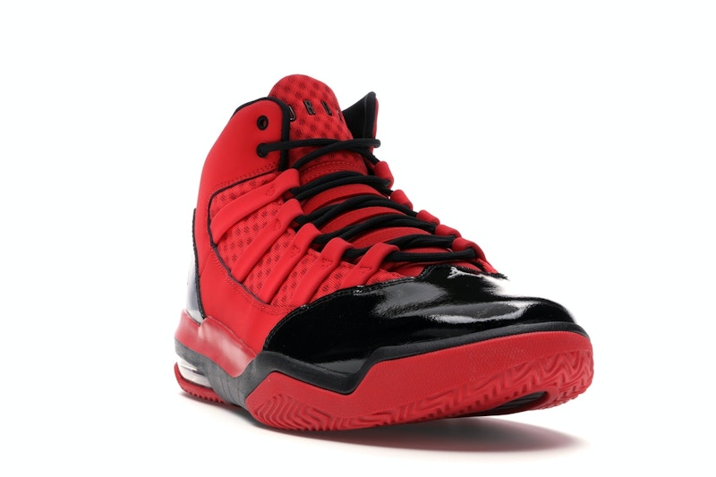 Jordan Max Aura Red Black