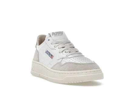 Autry Medalist Leather Low White Covert Green Beige (Women's)