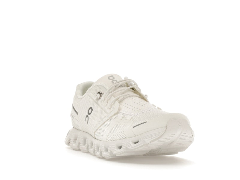 On Running Cloud 5 Undyed-White (Women's)