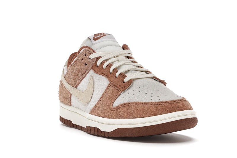 Nike Dunk Low Medium Curry