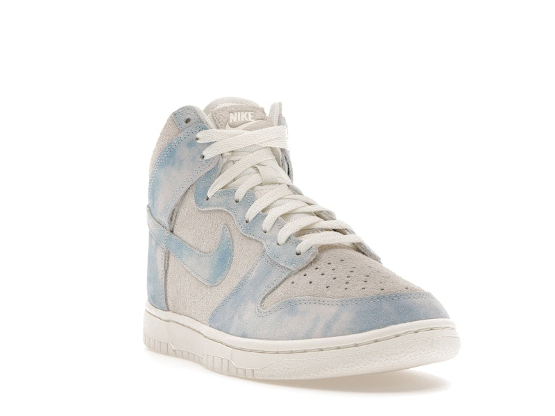 Nike Dunk High SE Clouds Celestine Blue (Women's)