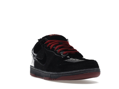 Nike SB Dunk Low Mafia