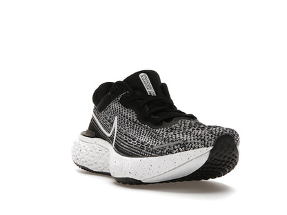 Nike ZoomX Invincible Run Flyknit Oreo