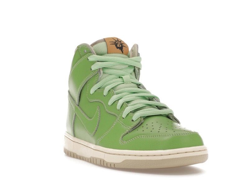 Nike SB Dunk High Statue of Liberty