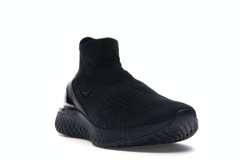 Nike Rise React Flyknit Triple Black