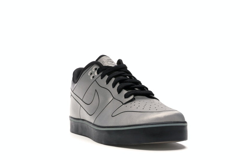 Nike Dunk Low 6.0 SE Delorean DMC-12
