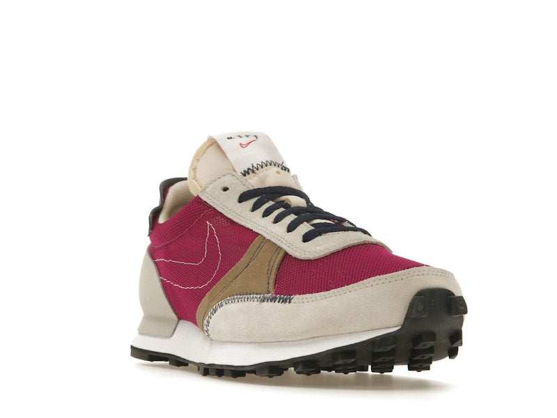Nike Daybreak Type Cactus Flower