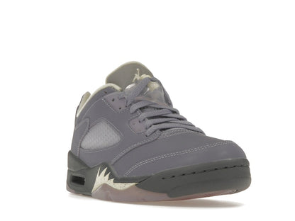 Jordan 5 Retro Low Indigo Haze (Women's)