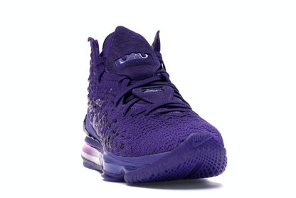 Nike LeBron 17 2K