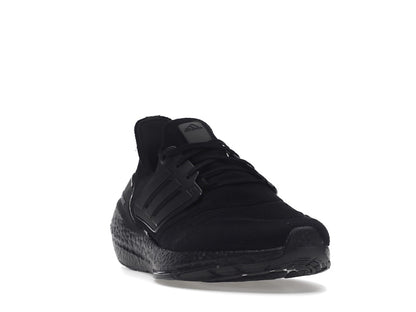 adidas Ultra Boost 22 Triple Black