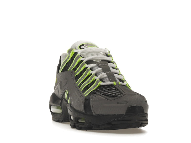 Nike NDSTRKT Air Max 95 Neon