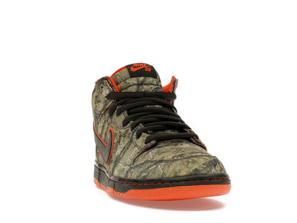 Nike SB Dunk Mid Real Tree Camo