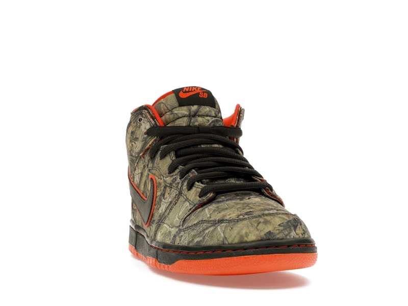 Nike SB Dunk Mid Real Tree Camo
