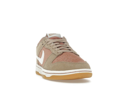 Nike Dunk Low SE Rattan Terra Blush