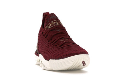 Nike LeBron 16 King