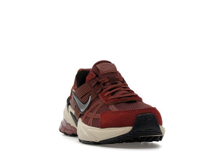 Nike V2K Run Red Sepia Dark Pony (Women's)