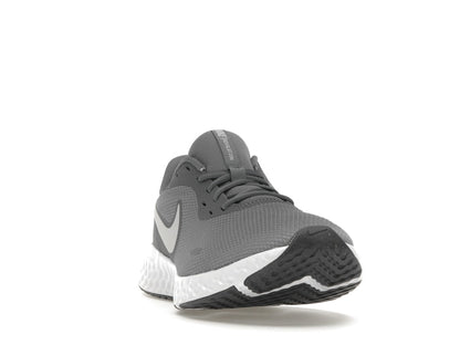 Nike Revolution 5 Cool Grey