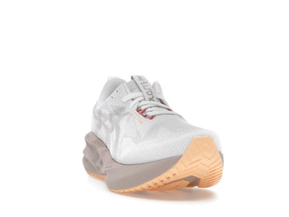 ASICS Novablast 5 White Fawn (Women's)