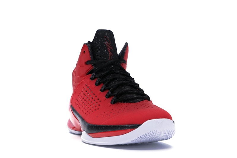 Jordan Melo M11 University Red