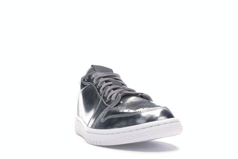 Jordan 1 Retro Low Pinnacle Metallic Silver