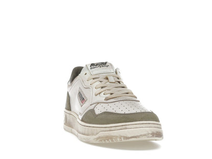 Autry Medalist Low Super Vintage White Silver Lizard