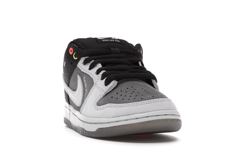 Nike SB Dunk Low VX1000