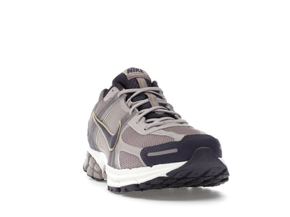 Nike Zoom Vomero 5 Platinum Violet
