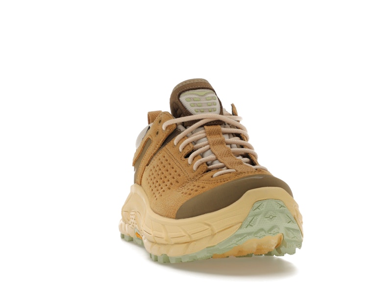 Hoka One One Tor Ultra Low Wheat Mushroom