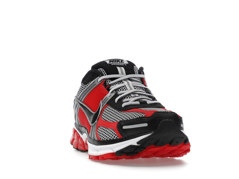 Nike Zoom Vomero 5 Metallic Silver University Red