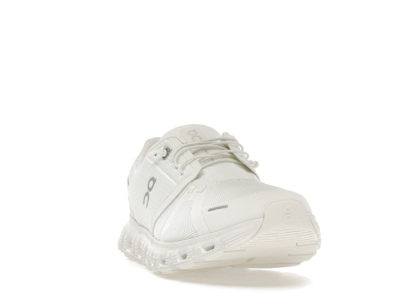 On Running Cloud 6 All White