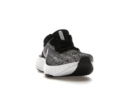 Nike ZoomX Invincible Run Flyknit Oreo