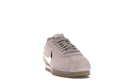 Nike Classic Cortez SE Diffused Taupe Metallic Gold (Women's)