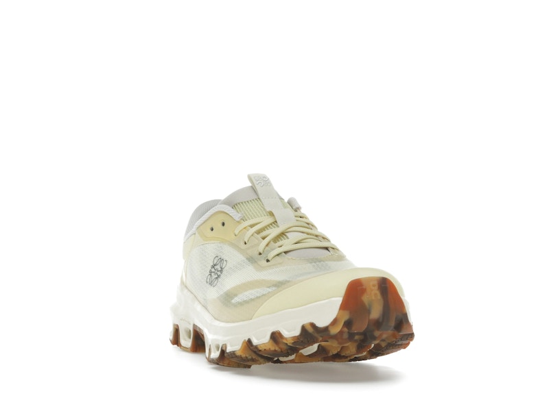 On Running Cloudventure 2 LOEWE Yellow Tan Grey (Women's)