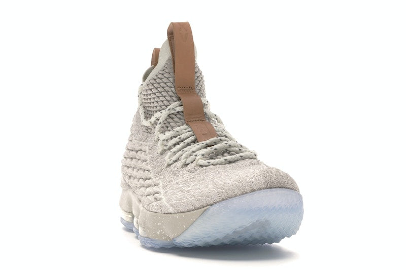 Nike LeBron 15 Ghost