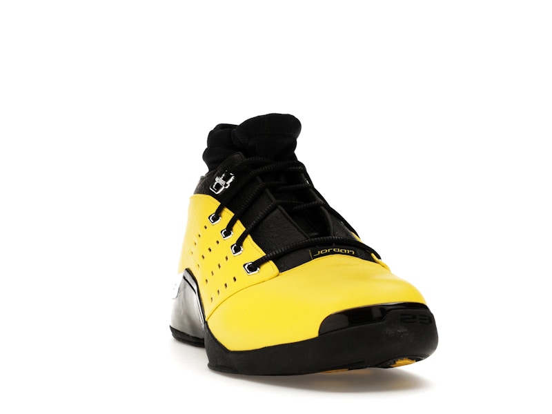 Jordan 17 Retro Low SoleFly Alternate Lightning