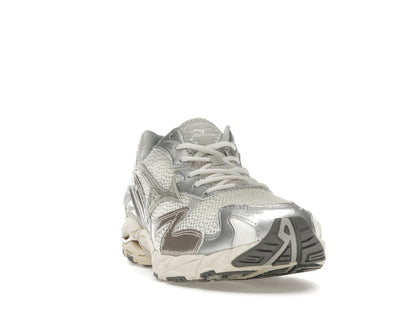 Mizuno Wave Rider 10 Metallic Snow White